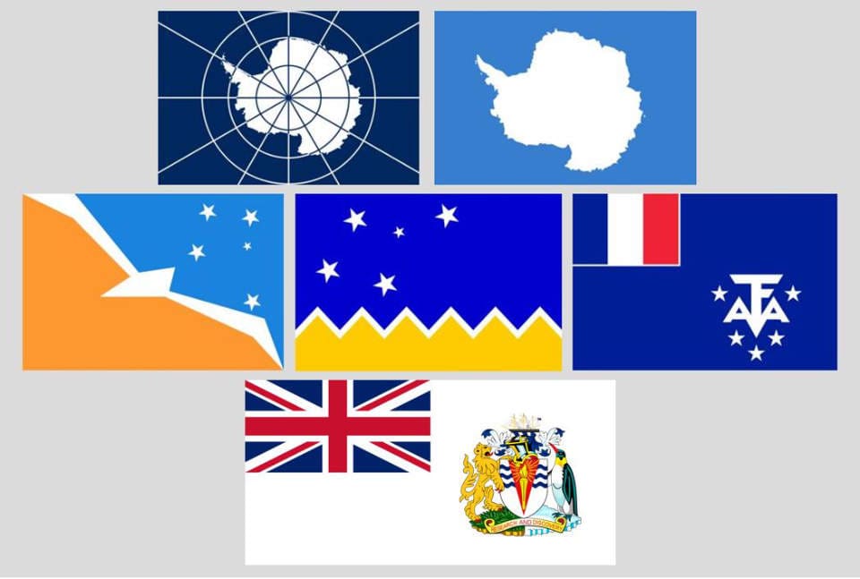 Welches ist die Flagge der Antarktis? Die Antwort hÃ¤ngt meist noch davon ab, wen man fragt. Bisherige AntwortmÃ¶glichkeiten umfassen unter anderem das Logo des Antarktis-Vertrages, das Graham Bartram Emoji, die Flagge der Region Tierra del Fuego und Argentinischen Antarktis, diejenige der Magallanes Region und Chilenischen Antarktis, der FranzÃ¶sischen SÃ¼d- und Antarktisgebiete, des Britischen Antarktis-Territoriums. 