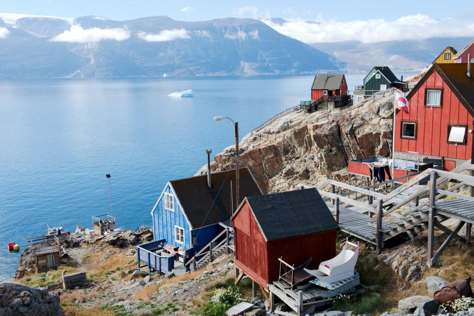 Die westliche Küste von Grönland ist der am dichtesten besiedelte Teil der weltgrössten Insel. Die Topographie und reichen Gewässer machen diese Küsten zum idealen Platz für Orte wie Uummannaq. Bild: Michael Wenger