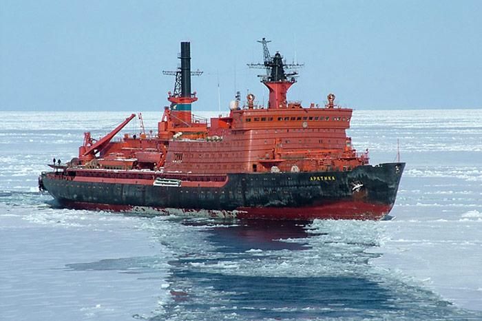 Atomflot drängt auf Bau neuer Atomeisbrecher